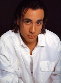 howie6.jpg (24681 bytes)