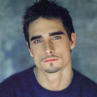 kevin13.jpg (19974 bytes)
