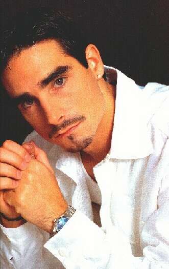 kevin8.jpg (20245 bytes)